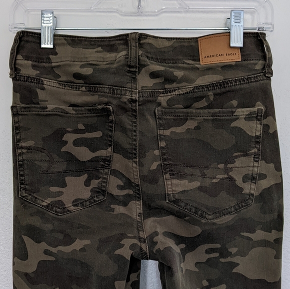 American Eagle Camouflage High Rise Jegging JeansCrop Green Pockets Size 4 - Picture 6 of 13